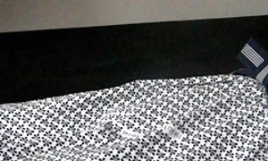 Слухняно український порно сайт граючи з двома дівчатами